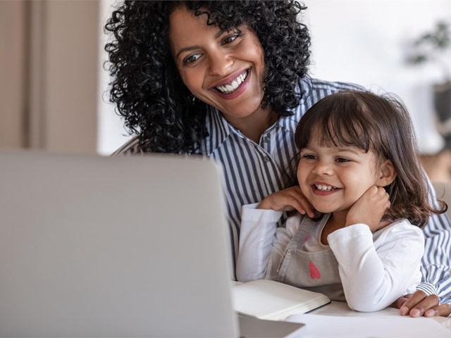 Clases por videoconferencia en directo: diversión y aprendizaje para niños