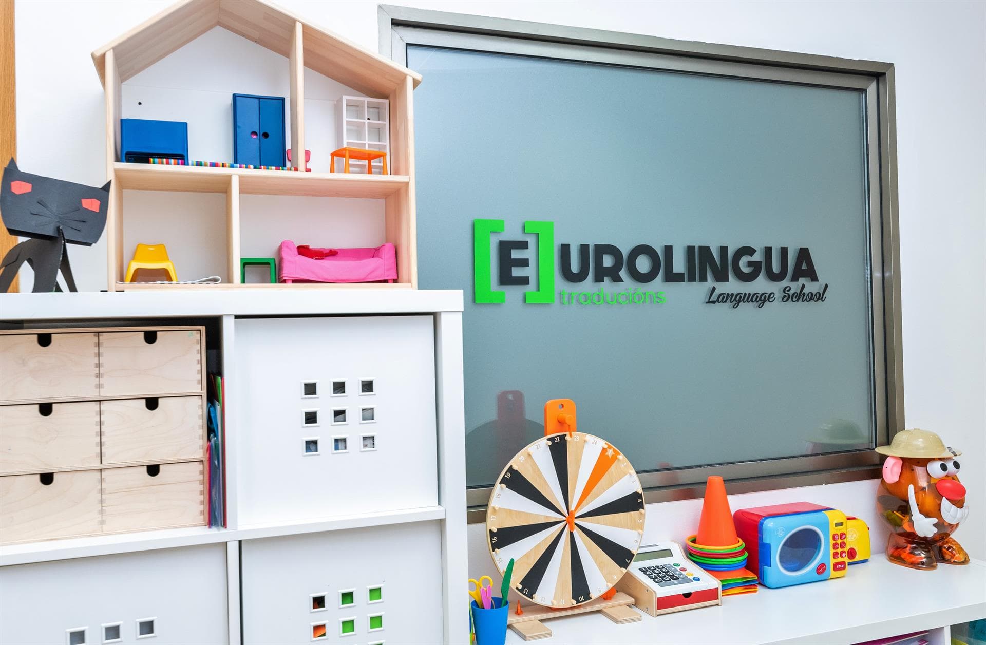 Instalaciones de Eurolingua Language School en Rúa Santiago de Chile